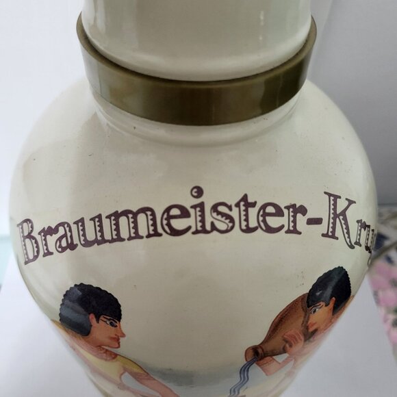 Vintage Braumeister-Krug Ceramic Beer Stein Jug Pitcher Plastic Handle Flip Top - Picture 15 of 16